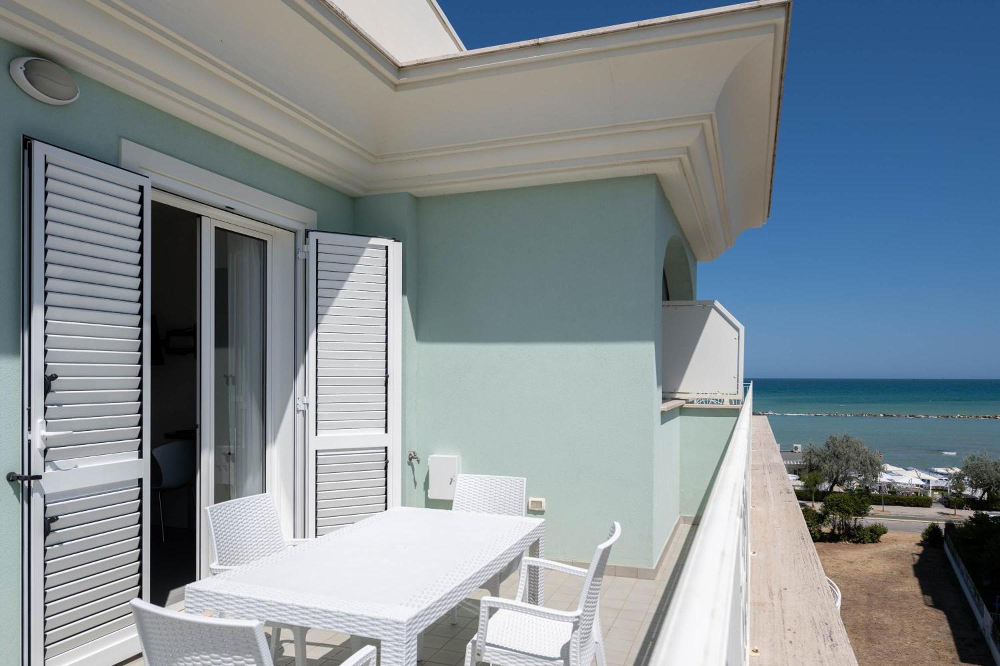 Altomare - Vibra Apartment Villa Rosa Di Martinsicuro Exterior photo